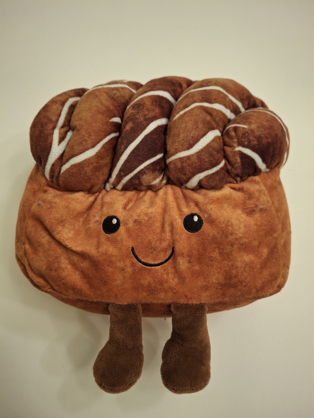 Plush Dollywood Cinnamon Bread Stuffed Animal - Brown